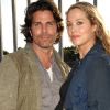 Elizabeth Berkley et son mari Greg Lauren en mai 2012. L'ex-star de Sauvés par le gong était alors enceinte de leur premier enfant, un petit garçon né le 20 juillet 2012 : Sky Cole.