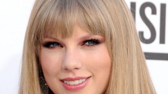 Taylor Swift : La chanteuse serait en couple avec un Kennedy !