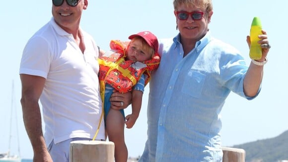 Elton John : Vacances en famille avec les enfants de son ami Neil Patrick Harris
