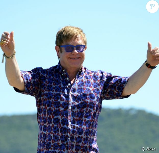 Elton John le 17 juillet 2012 à Saint-Tropez