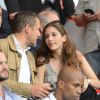 Dany Boon et sa femme Yaël dans les tribunes du Parc des Princes pour la rentrée du Paris Saint-Germain en Ligue 1 le 11 août 2012.