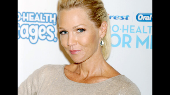 Jennie Garth, superbe, pour son premier rendez-vous amoureux depuis son divorce