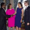 La princesse Victoria de Suède ravie de rencontrer le roi Pelé. La princesse héritière et le prince Daniel secondaient la reine Silvia le 15 août 2012 au palais royal à Stockholm pour la réception d'une délégation brésilienne et d'autres invités à l'occasion du match amical de football Suède-Brésil.