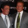 Sylvester Stallone et Arnold Schwarzenegger en août 2012 à Paris.