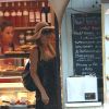 Paris Hilton se balade à St-Tropez avec son nouveau petit ami, le samedi 18 août 2012.