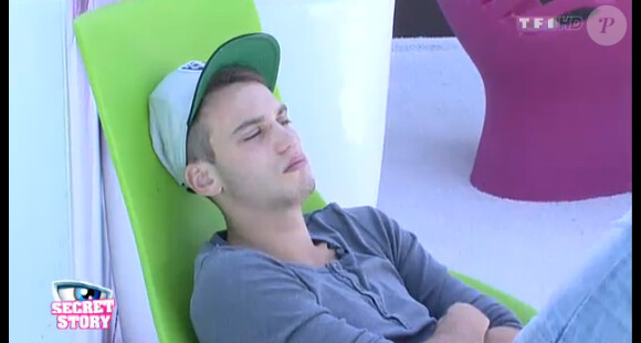 Julien dans la quotidienne de Secret Story 6 le lundi 20 août 2012 sur TF1