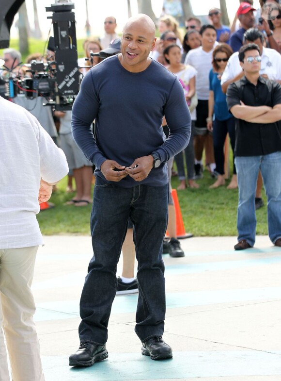 LL Cool J sur le tournage de la série NCIS : Los Angeles à Venice Beach le 23 juillet 2012