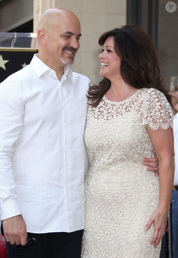 L'actrice Valerie Bertinelli et son mari Tom Vitale sur le Walk of Fame à Los Angeles, le 22 août 2012.