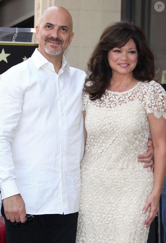 Valerie Bertinelli et son mari Tom Vitale sur le Walk of Fame à Los Angeles, le 22 août 2012.