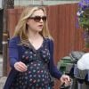 Joli look rock pour Anna Paquin dans les rues de Venice, le 24 août 2012.