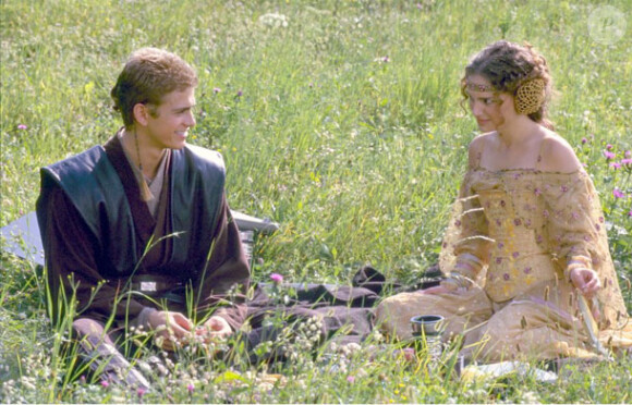 Hayden Christensen et Natalie Portman dans Star Wars : Episode 2 - L'Attaque des Clones (2002) de George Lucas.