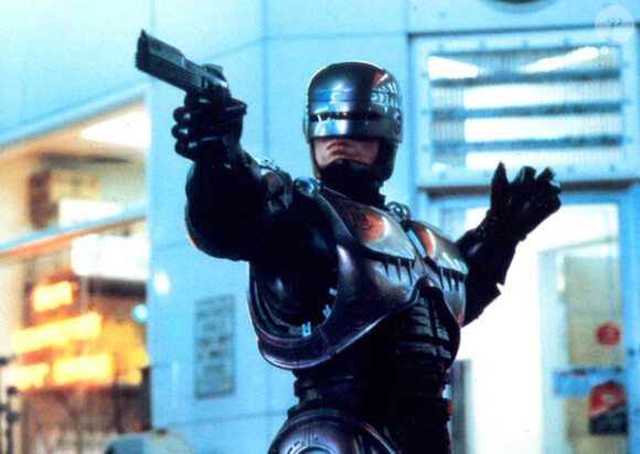Peter Weller alias RoboCop (1987) dans le film de Paul Verhoeven.