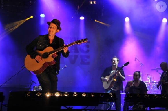 Tryo en concert à Paris, le Festival Fnac Live, le 22 juillet 2012.