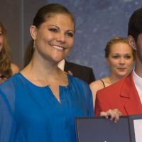 Princesse Victoria : Rayonnante et aquatique pour le Junior Water Prize 2012