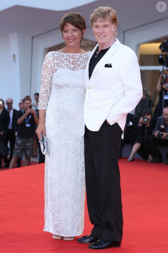 Robert Redford et sa femme Sibylle Szaggars lors de la présentation de The Company You Keep à la Mostra de Venise, le 6 septembre 2012.