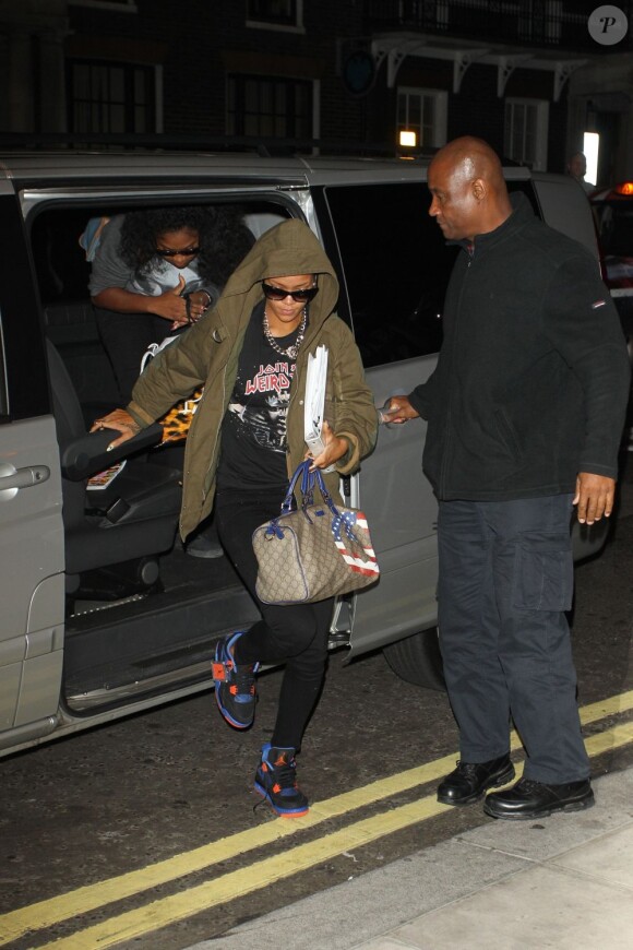 Rihanna arrive à son hôtel à Londres le 7 septembre 2012