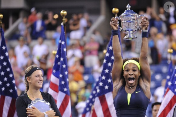 Serena Williams pouvait laisser éclater sa joie après avoir décroché son quatrième US Open et son quinzième Grand Chelem en venant à bout de Victoria Azarenka en finale de l'US Open le 9 septembre 2012