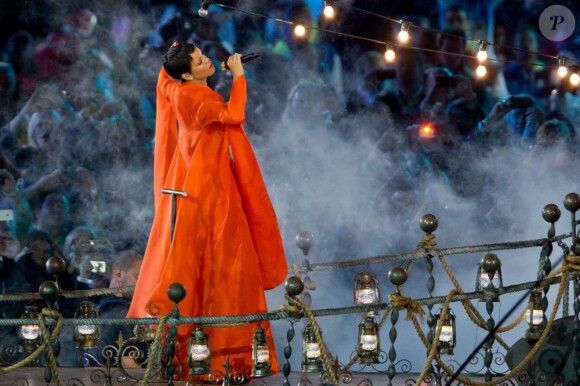 Rihanna lors de la cérémonie de clôture des Jeux paralympiques de Londres, le 9 septembre 2012.