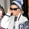 Rihanna quitte son hôtel pour rejoindre l'aéroport d'Heathrow et emprunter son vol, destination Los Angeles. Londres, le 10 septembre 2012.