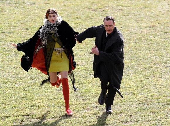 Marion Cotillard et Joaquin Phoenix sur le tournage de Nightingale de James Gray, à New York en janvier 2012.