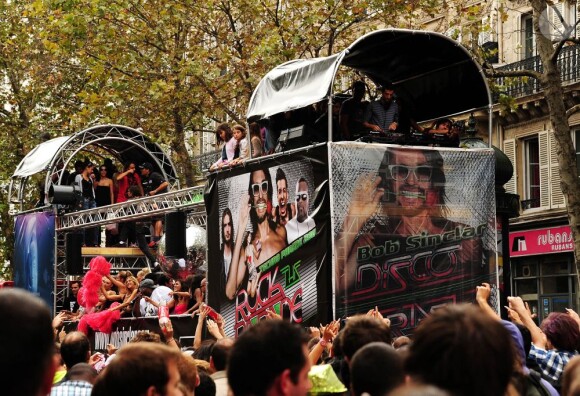 Image de la Techno Parade 2011, le 17 septembre à Paris.