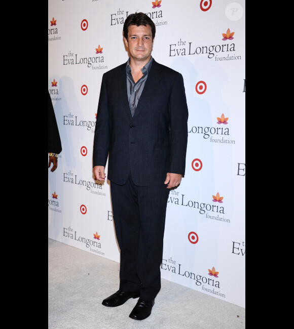 Nathan Fillion lors du dîner pré-ALMA Awards organisé par la fondation d'Eva Longoria, au Beso, à Los Angeles, le 15 septembre 2012