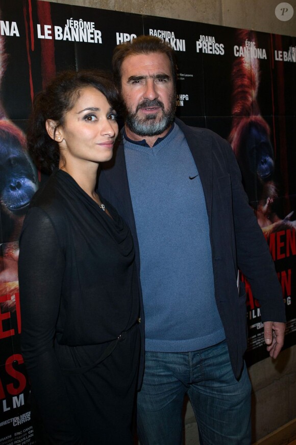 Eric Cantona et Rachida Brakni sérieux à l'avant-première du film Les Mouvements du bassin au MK2 quai de Seine à Paris le 25 septembre 2012