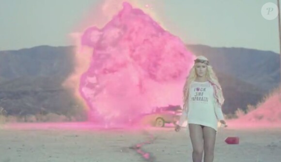 Image extraite du clip Your Body de Christina Aguilera, septembre 2012.