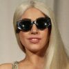 Lady Gaga rend hommage à Gianni Versace en visitant le Palazzo Versace avec Donatella Versace, soeur et héritière du défunt créateur. Milan, le 1er octobre 2012.