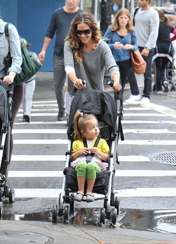 Sarah Jessica Parker et ses jumelles à New York le 3 octobre 2012.