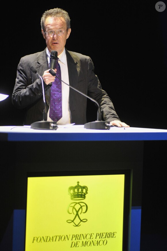 Jean-Paul Kauffmann a reçu le 2 octobre 2012 le Prix littéraire Prince Pierre, en présence de la princesse Caroline de Hanovre, présidente de la Fondation Prince Pierre, à Monaco.