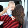 Jennifer Garner fait des courses à Los Angeles avec le petit Samuel, 6 mois, le mercredi 3 octobre 2012.