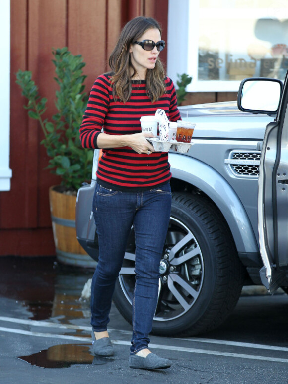Jennifer Garner fait des courses à Los Angeles, le mercredi 3 octobre 2012.
