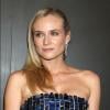 Diane Kruger sublime en robe lamée bleue au dîner Chanel pour célébrer les 80 ans de la collection Bijoux de diamants à New York le 10 octobre 2012.