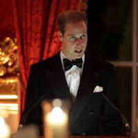 Prince William : En club avec Kate et Pippa Middleton avant un gala en solo