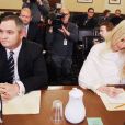 Michaele Salahi et son ex-époux Tareq au tribunal en 2010. La socialite de Washington a quitté en septembre 2011 Tareq pour son ami de longue date et ancien amant Neal Schon, du groupe Journey.