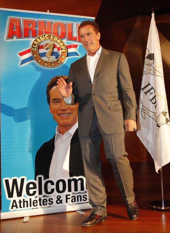 L'ex-gouverneur de Californie Arnold Schwarzenegger lors de la promotion de son autobiographie Total Recall, le 11 octobre à Madrid.