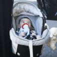 Brooks Alan, l'adorable fils de l'actrice Molly Sims et de son mari Scott Stuber à Santa Monica le 13 octobre 2012.