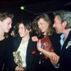 Kate Barry, Charlotte Gainsbourg, Jane Birkin et Serge Gainsbourg lors de la cérémonie des César à Paris en 1986.
