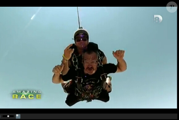 Saut en parachute - Amazing Race, lundi 22 octobre 2012 sur D8