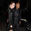 Doutzen Kroes amoureuse et sexy au bras de son époux Sunnery James lors de l'ouverture de la boutique Versace à New York, en plein coeur de Soho. Le 24 octobre 2012