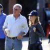 Calista Flockhart et son mari Harrison Ford encouragent leur fils Liam à son match de football, le 27 octobre 2012 à Brentwood