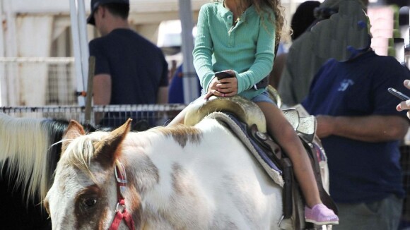 Halle Berry : Son adorable fille Nahla s'éclate à cheval