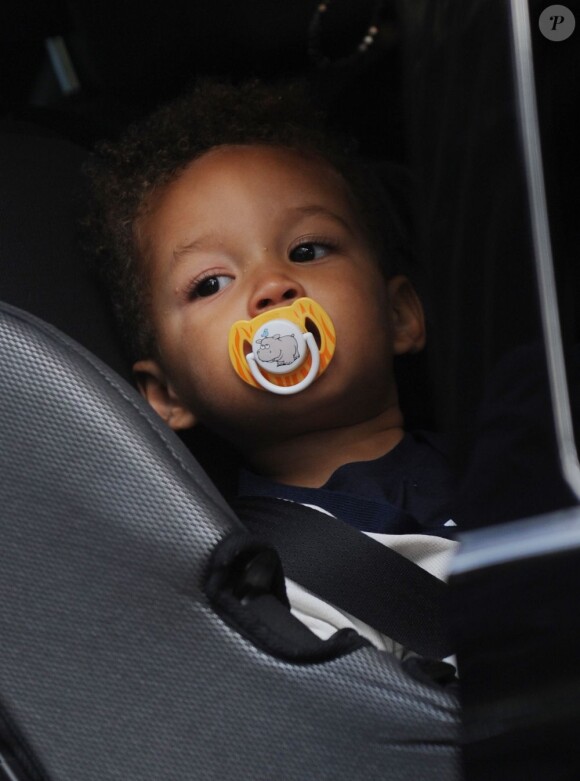Egypt, le fils d'Alicia Keys à Londres le 26 septembre 2012.