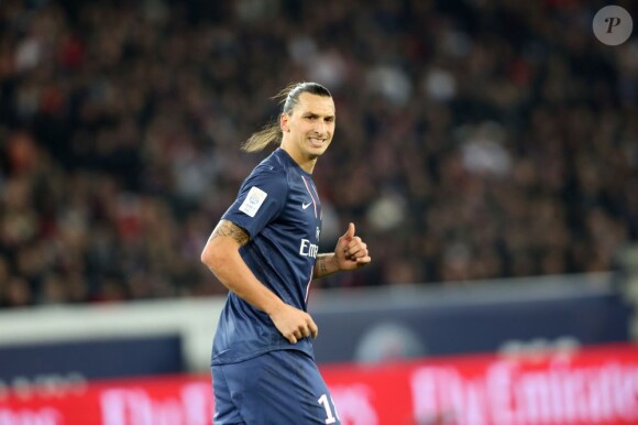 Zlatan Ibrahimovitch lors du match PSG-Saint-Etienne le 3 novembre 2012, dont il s'est fait expulser après un kung fu kick sur Stéphane Ruffier.