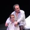 Sarah Biasini et Robert Malaka dans Zéro s'est endormi au Théâtre Artistic Athévains, à Paris le 3 novembre 2012.