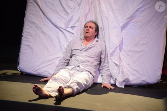 Robert Malaka dans Zéro s'est endormi au Théâtre Artistic Athévains, à Paris le 3 novembre 2012.