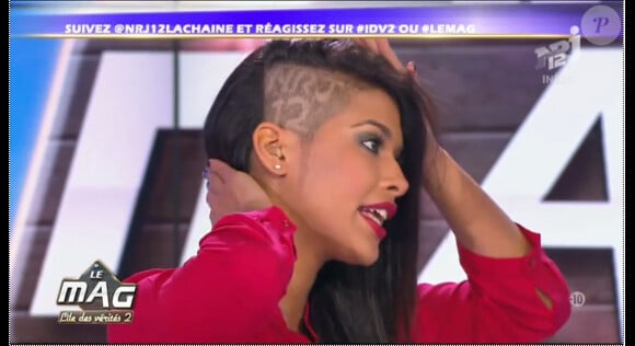 Ayem dévoile à Matthieu Delormeau sa nouvelle coupe de cheveux : elle s'est rasé le crâne et a inscrit le mot "NRJ12"