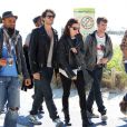 Rumer Willis et son compagnon Jayson Blair profitent du soleil de Miami en compagnie des membres du groupe de Rumer, le 8 novembre 2012