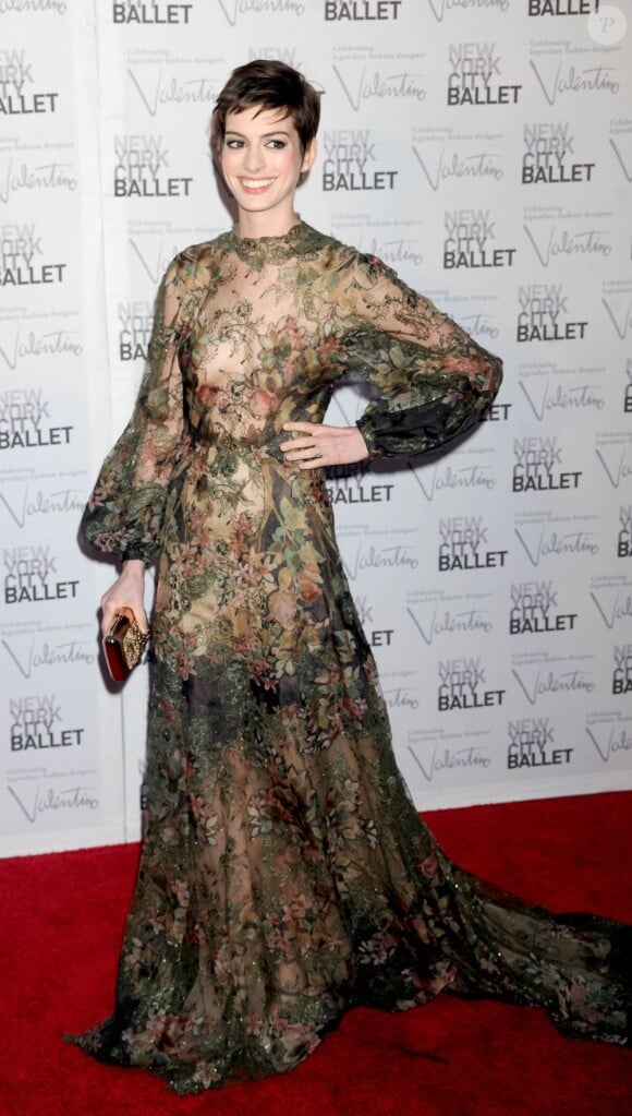 Anne Hathaway à la soirée de gala du New York City Ballet, le 20 septembre 2012.